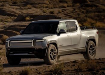 The Best EV Battery Warranties in 2025 - CarEdge